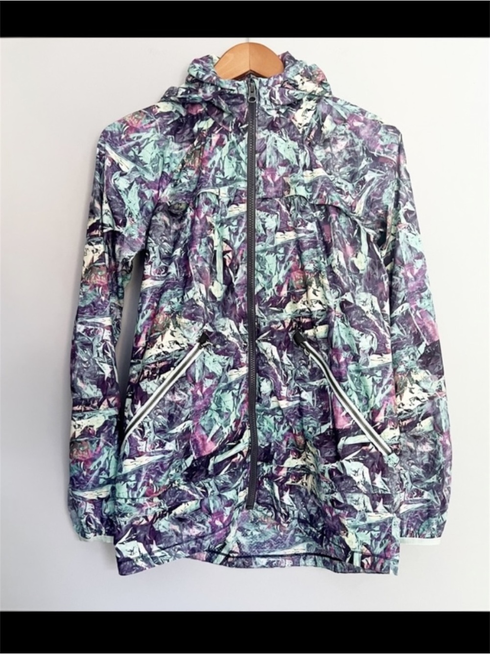 Lululemon Miss Misty Rain Jacket II Iridescent Multi Size 4